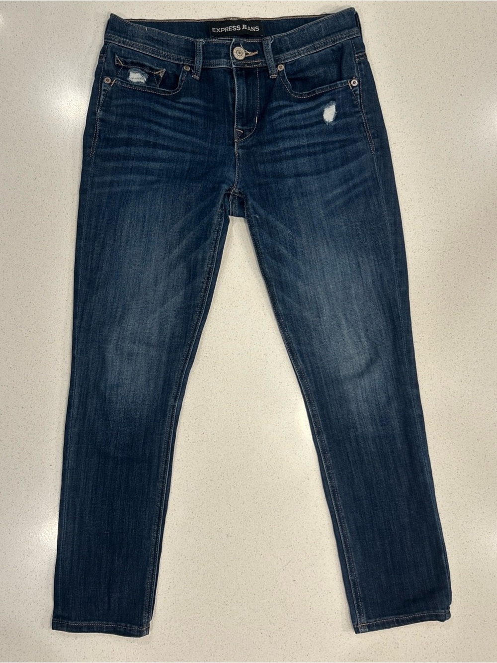 Express Women's Skinny Jeans in Dark Blue Wash Size 2 Reg 26” inseam